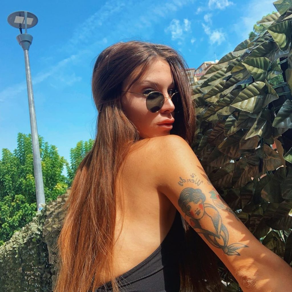  Asia Nuccetelli, col successo su Instagram a creato una carriera da influencer