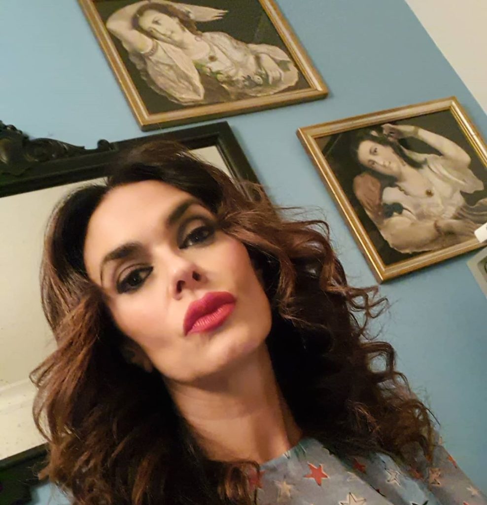 foto di Maria Grazia Cucinotta, moglie di Giulio Violati