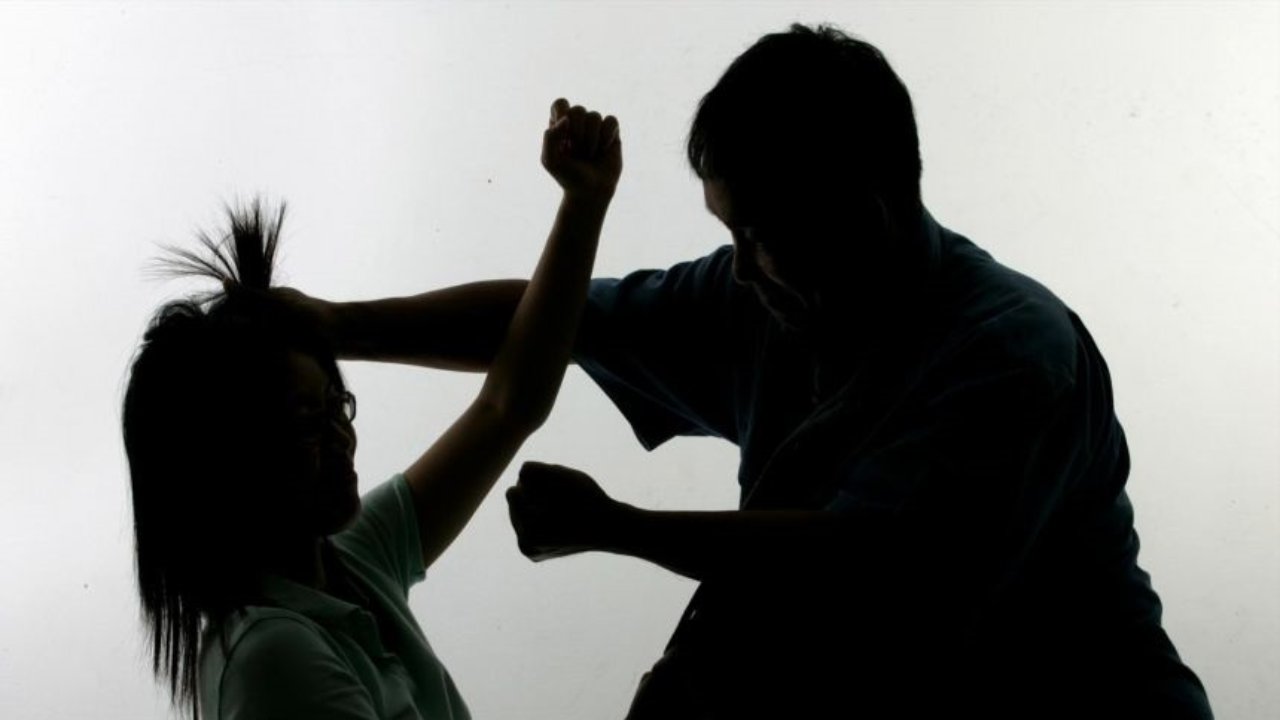 Violenza in farmiglia