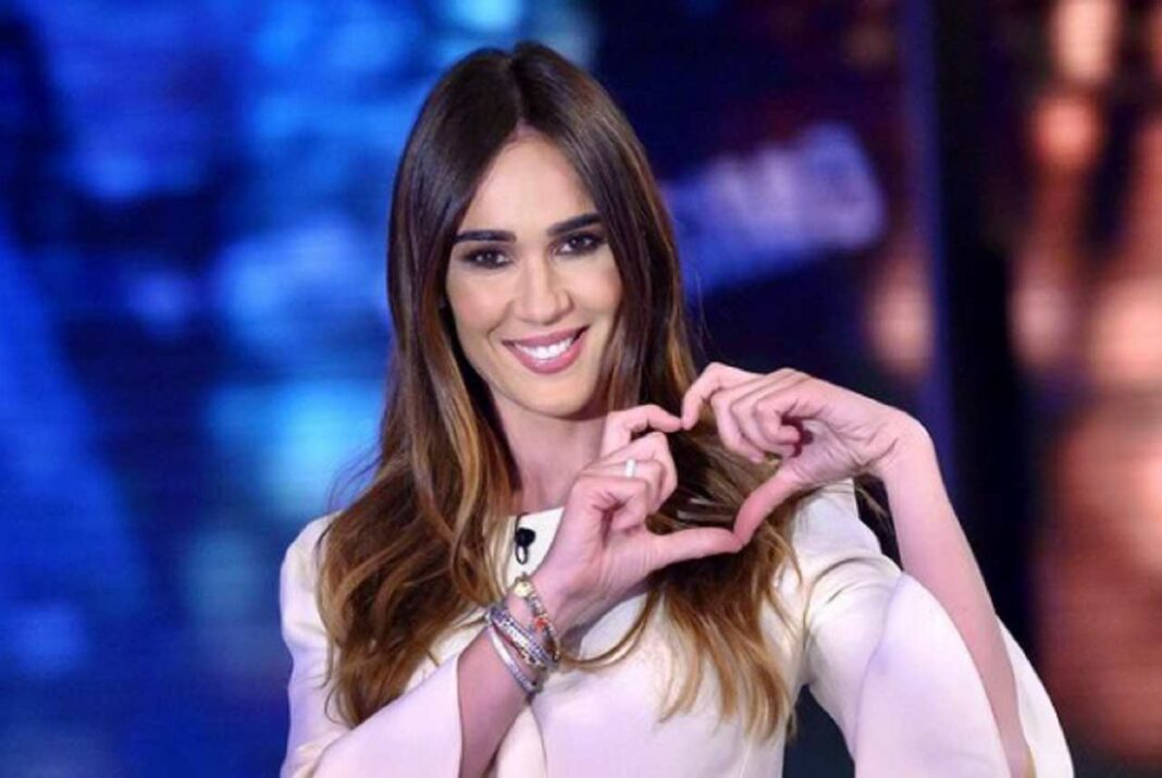 A Che Ora Inizia Verissimo Su Canale 5