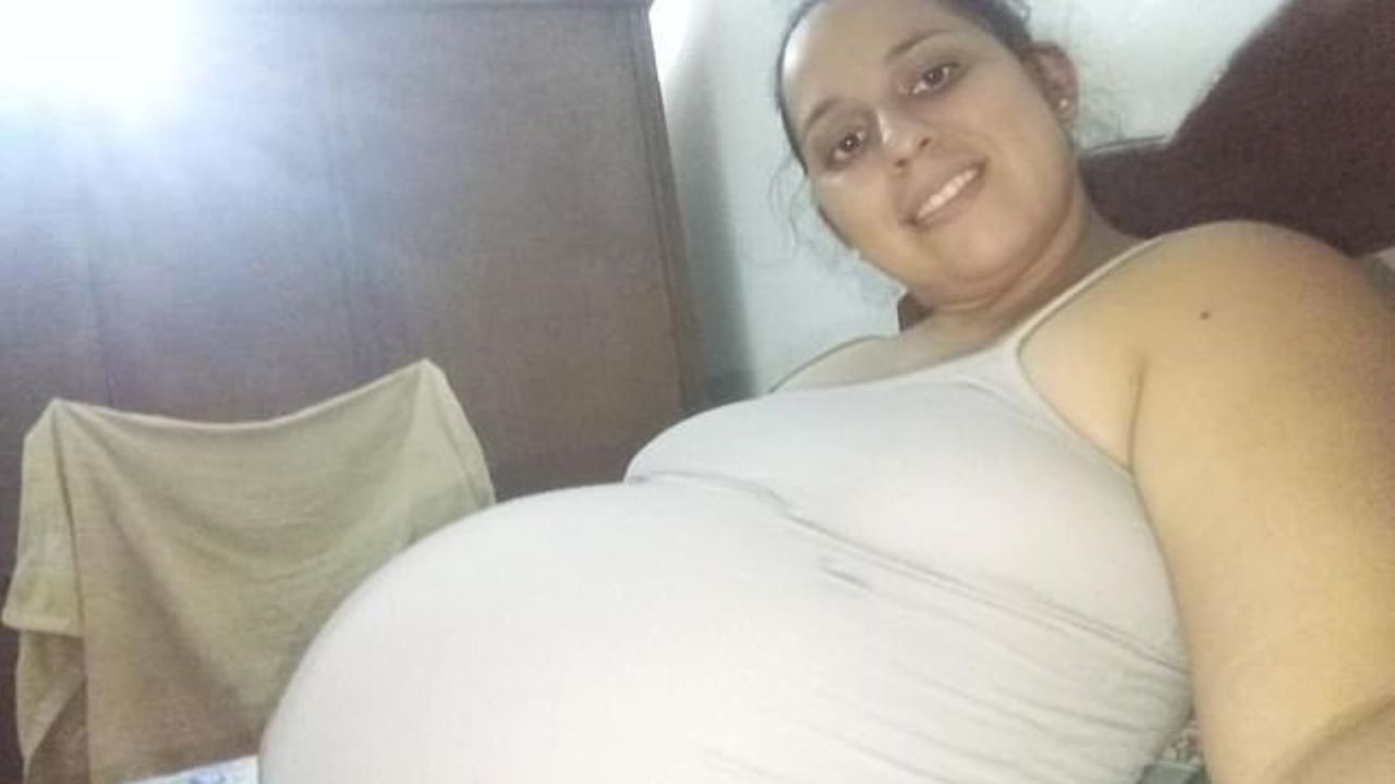 Mariana Ojeda incinta della sua neonata morta