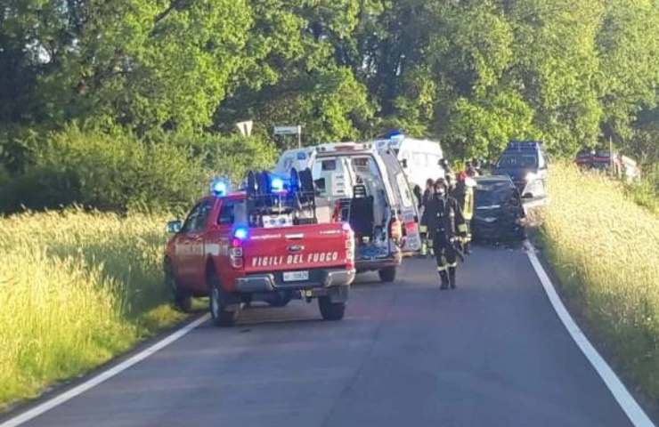 Bambina morta in un incidente stradale