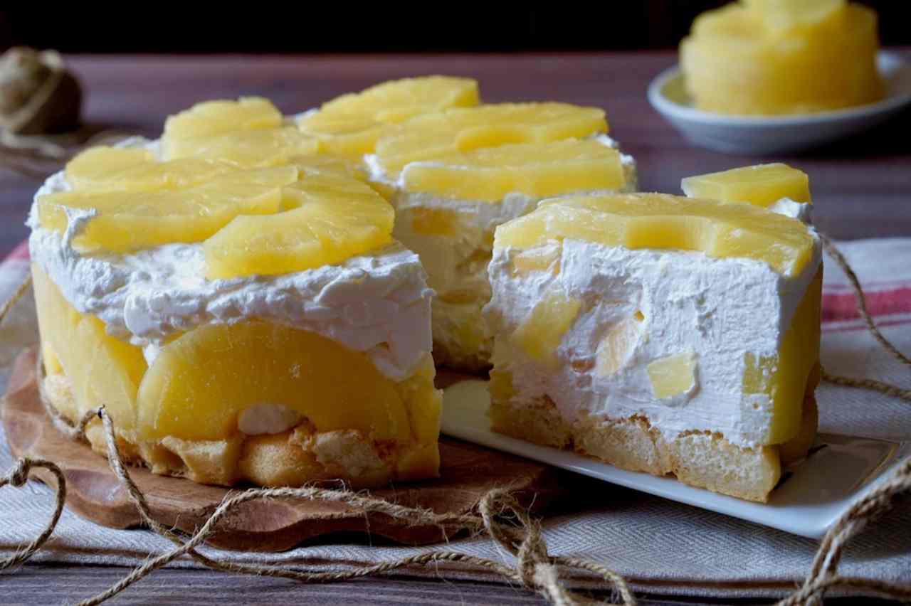 torta all'ananas