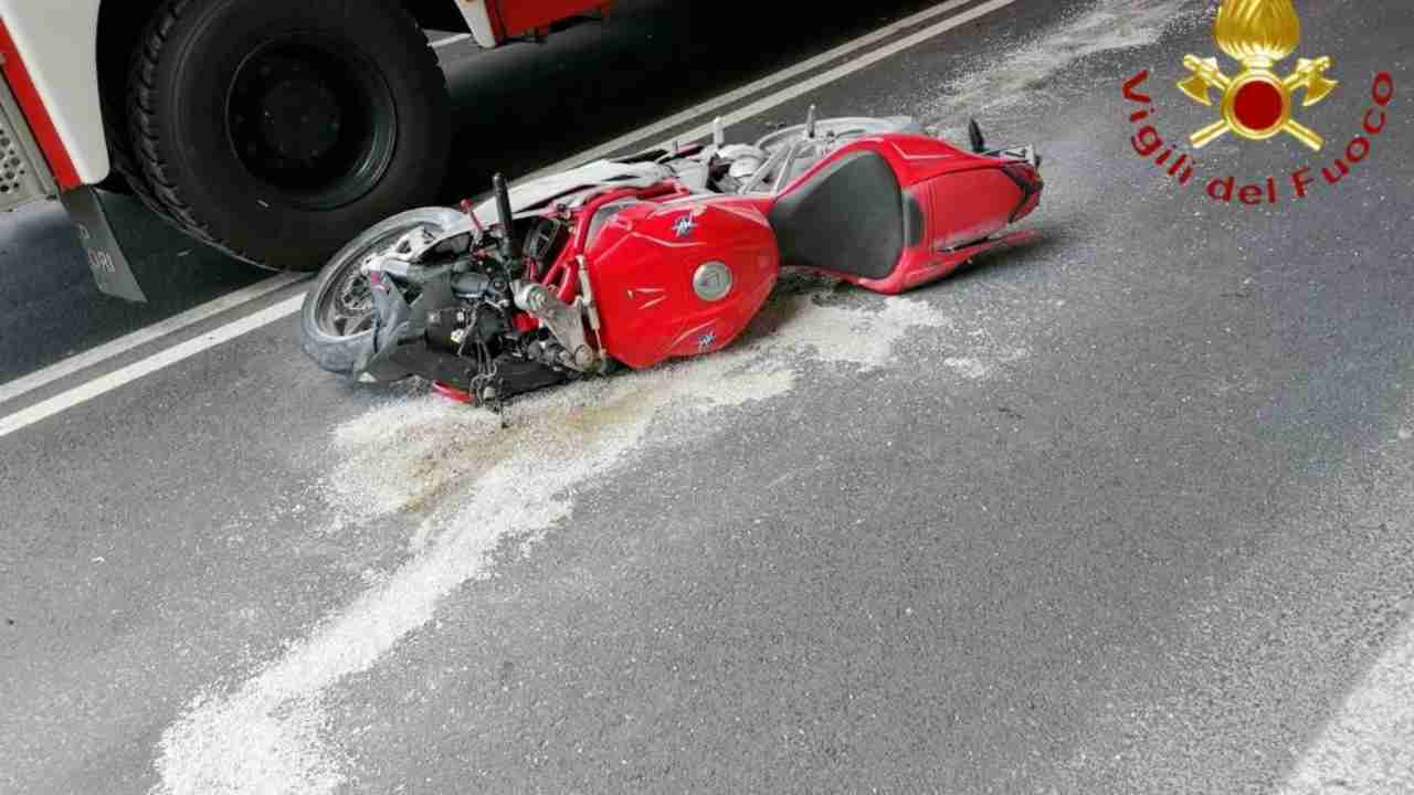 incidente stradale in moto