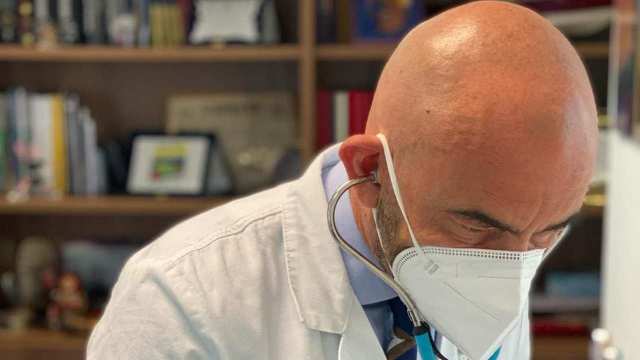 Matteo Bassetti polemizza col ministro Speranza