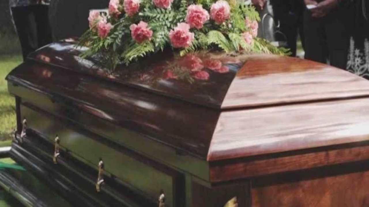 Uomo muore per un male incurabile