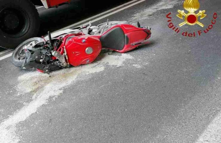 incidente stradale in moto