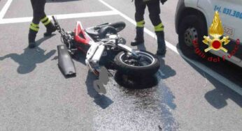 Incidente stradale, schianto in moto fatale nella notte