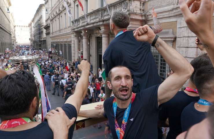 Chiellini guida la festa per Roma