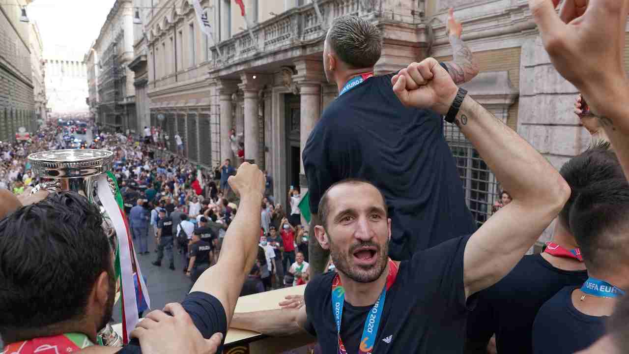 Chiellini guida la festa per Roma