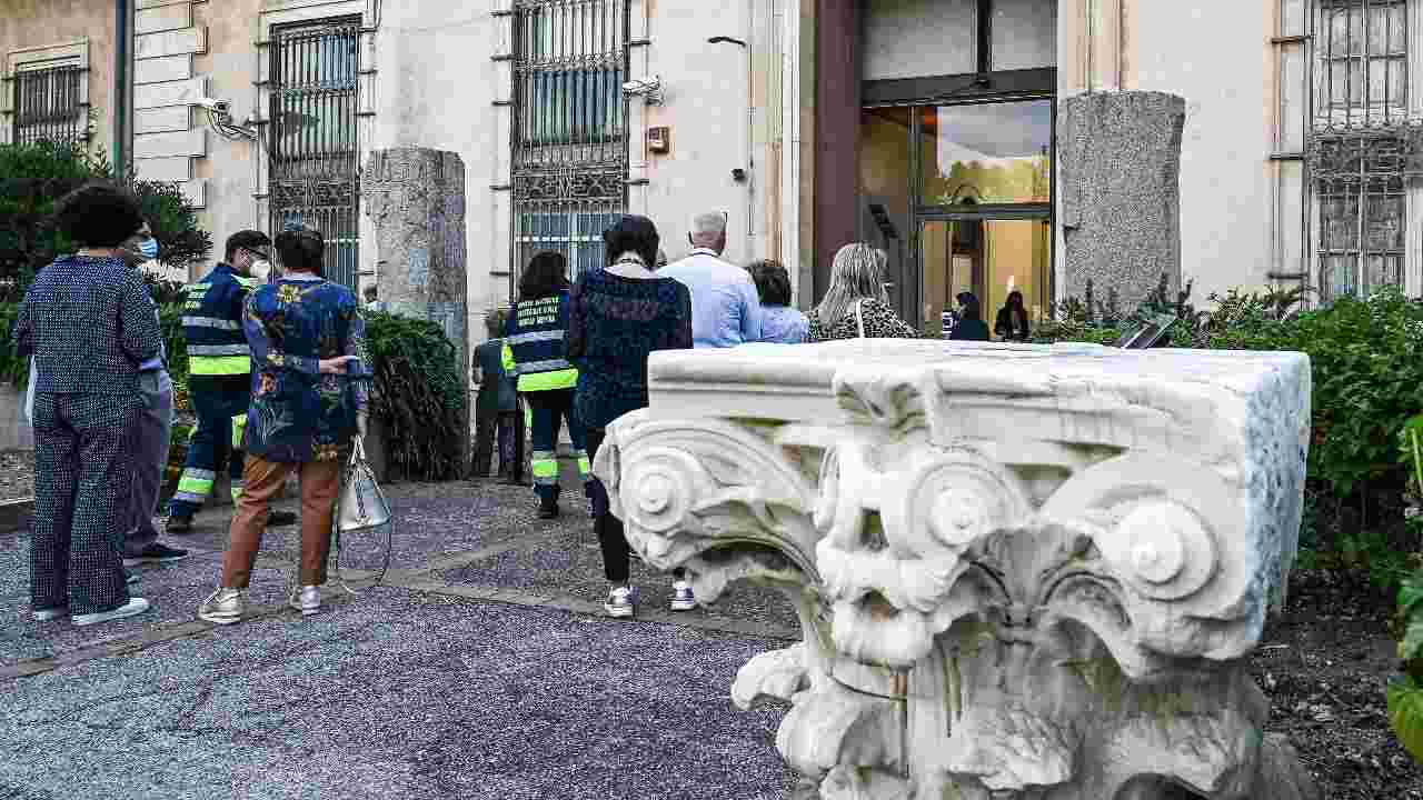I timori di Crisanti sul vaccino