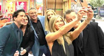 Jennifer Aniston, proprio come in Friends: sta con un collega della sitcom