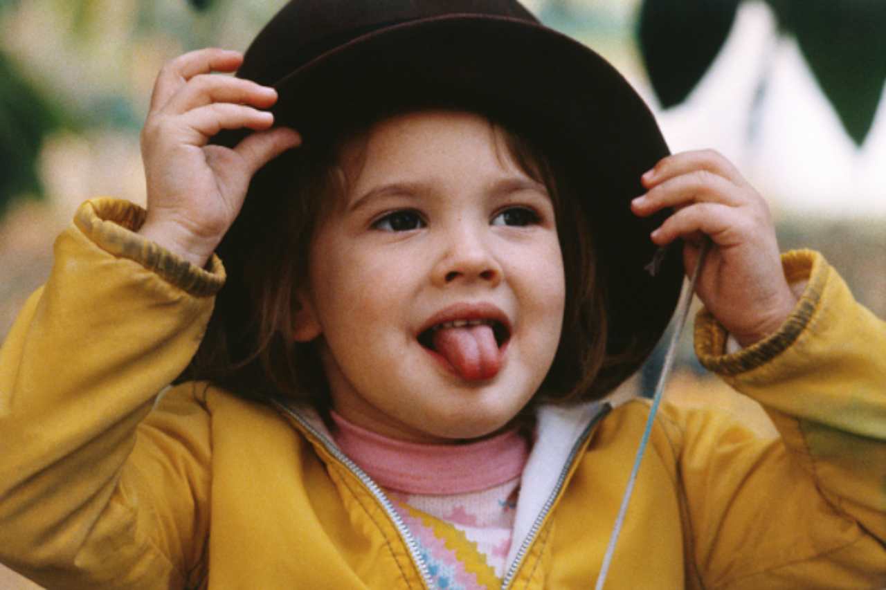 Bambina con cappello