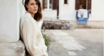 L’ispettore Coliandro, Chiara Martegiani sempre più da urlo: copia il suo white look