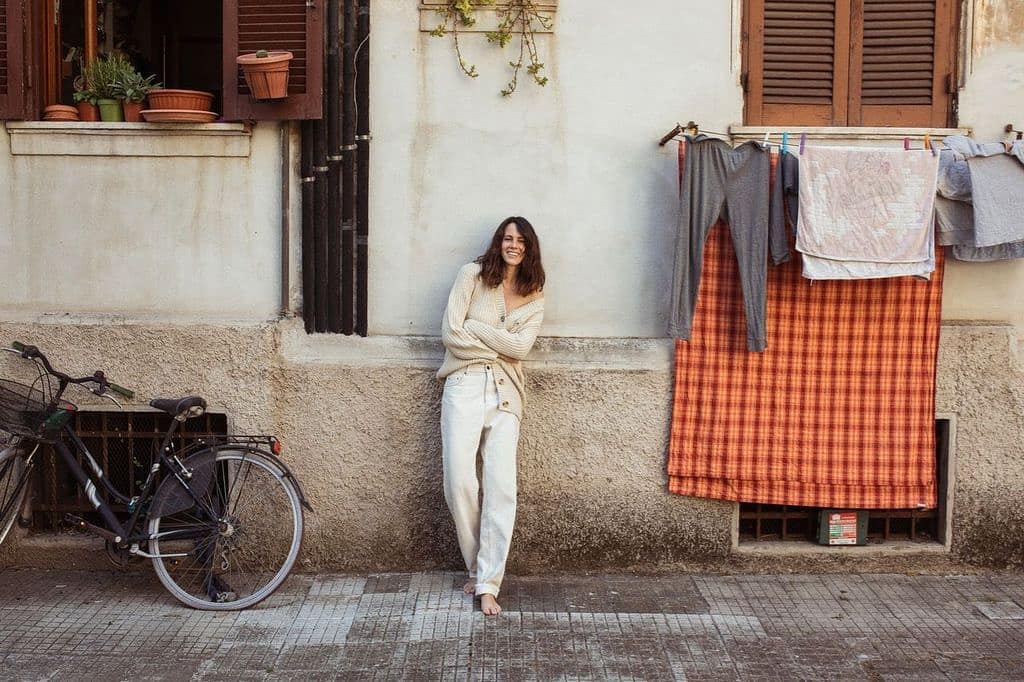 Chiara Martegiani look cardigan e jeansciaostyle.it