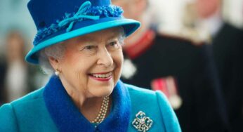 Sai perché la regina Elisabetta ama tanto i colori pastello? No, non è un caso