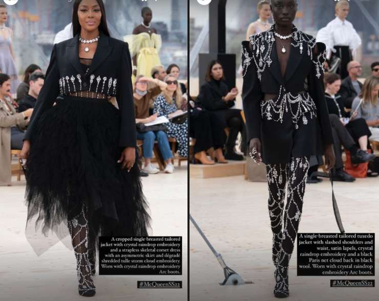 Alexander McQueen calze Naomi Campbell sfilata ss 2022