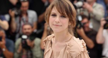 Mio fratello rincorre i dinosauri, Isabella Ragonese: il suo abito rosa che vogliono tutte