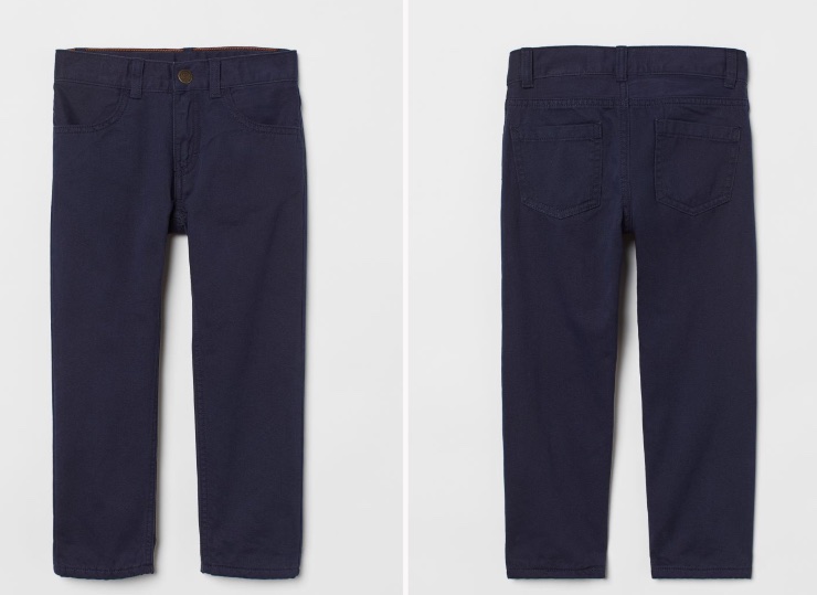 Pantaloni blu per bambino a scuola