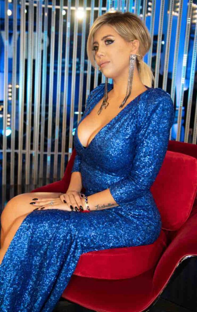 Wanda Nara look griffe Grande Fratello Vip