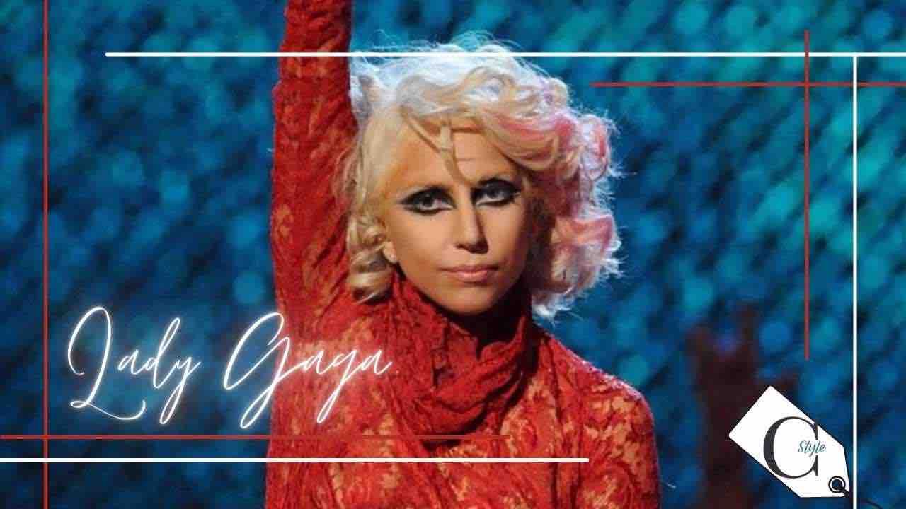 Lady Gaga pizzo rosso