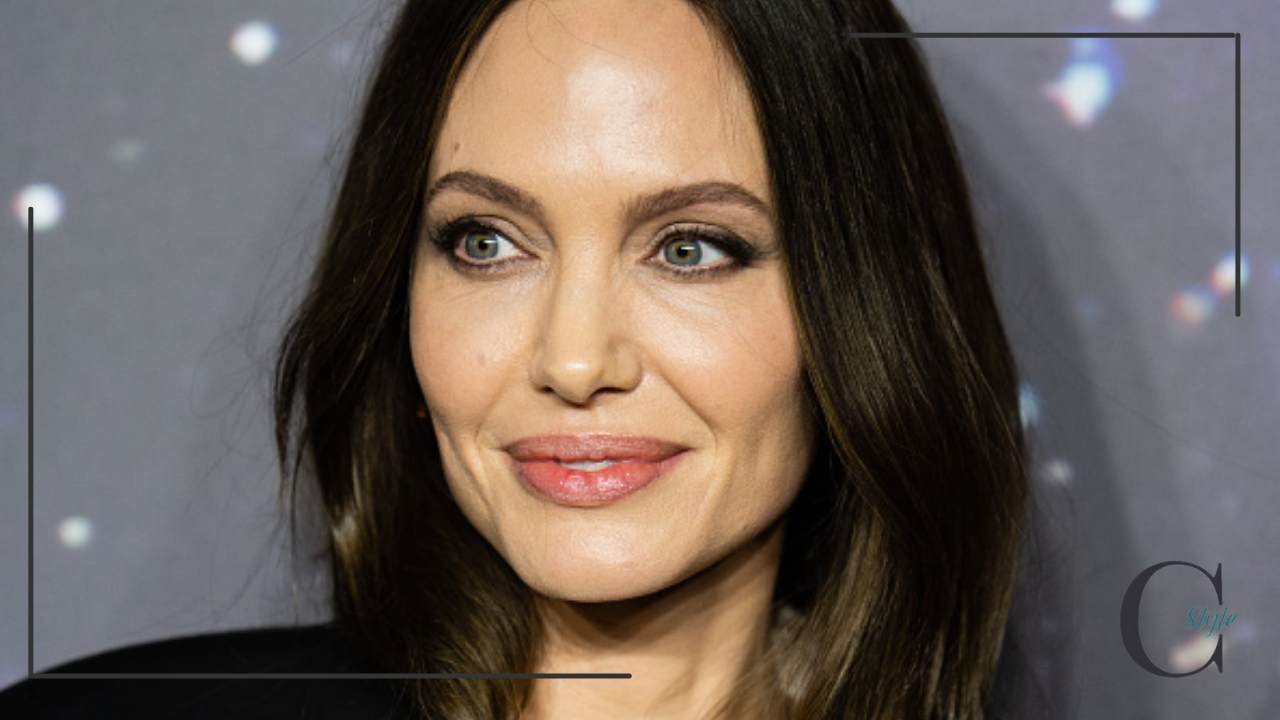 Angelina Jolie copertina