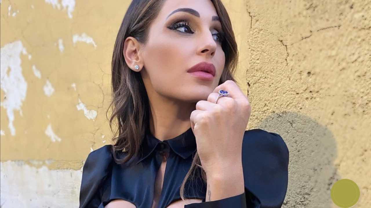 Anna Tatangelo all together now