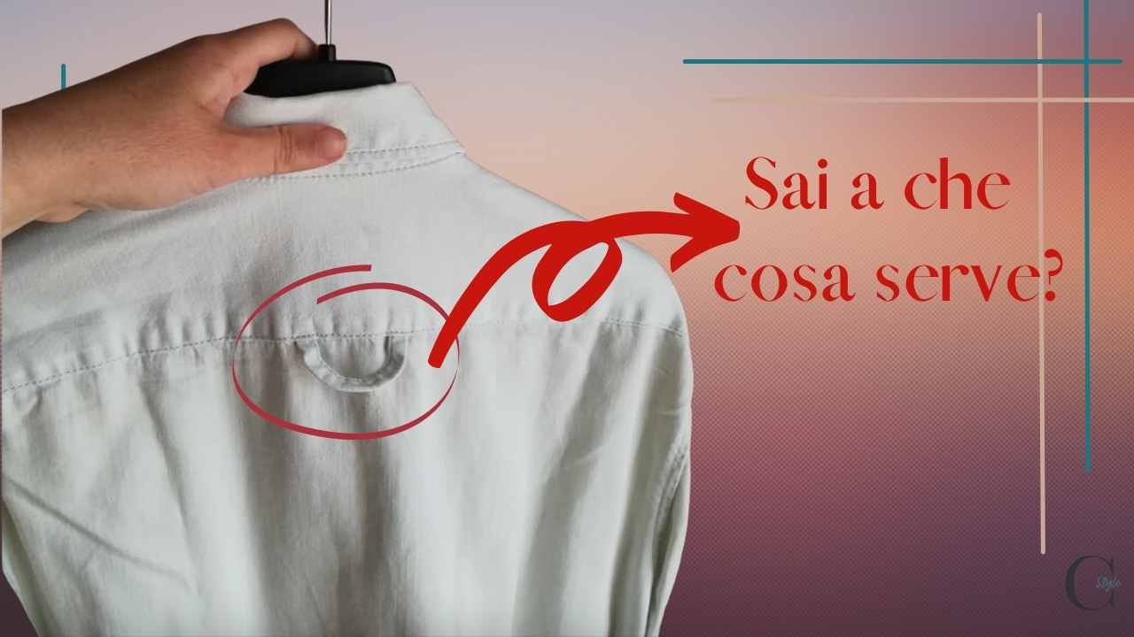 a che cosa serve l'anello sulla schiena della camicia uomo