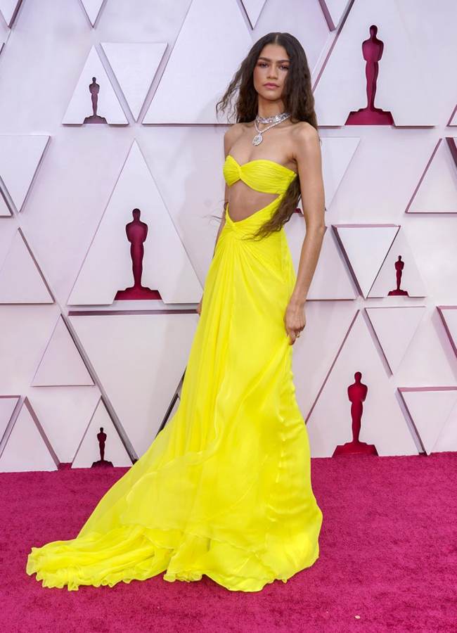 Top 5 look Zendaya