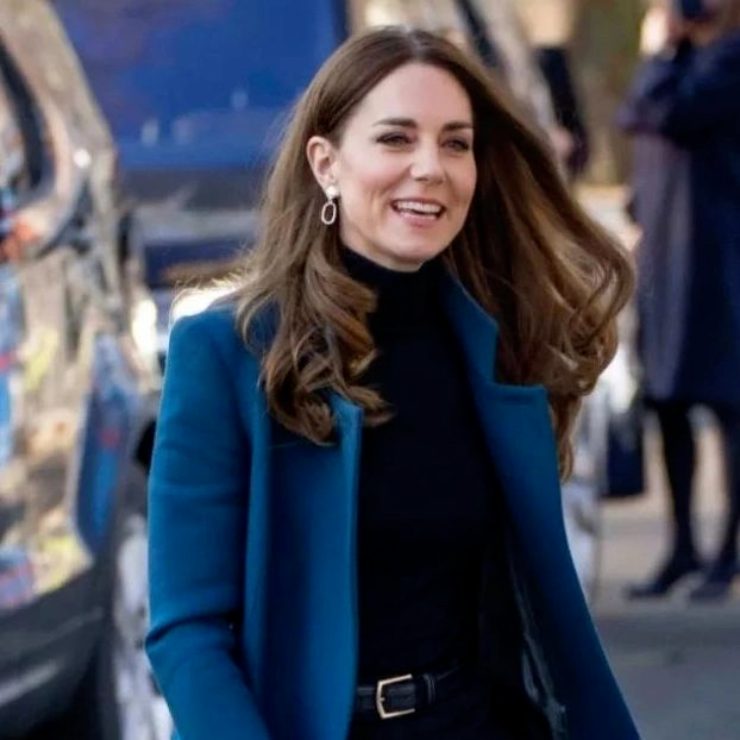 Kate Middleton in blu