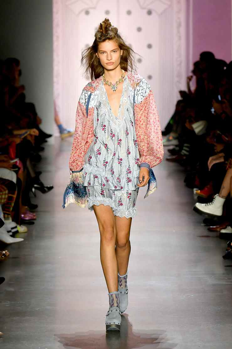 Anna sui New York Fashion Week: