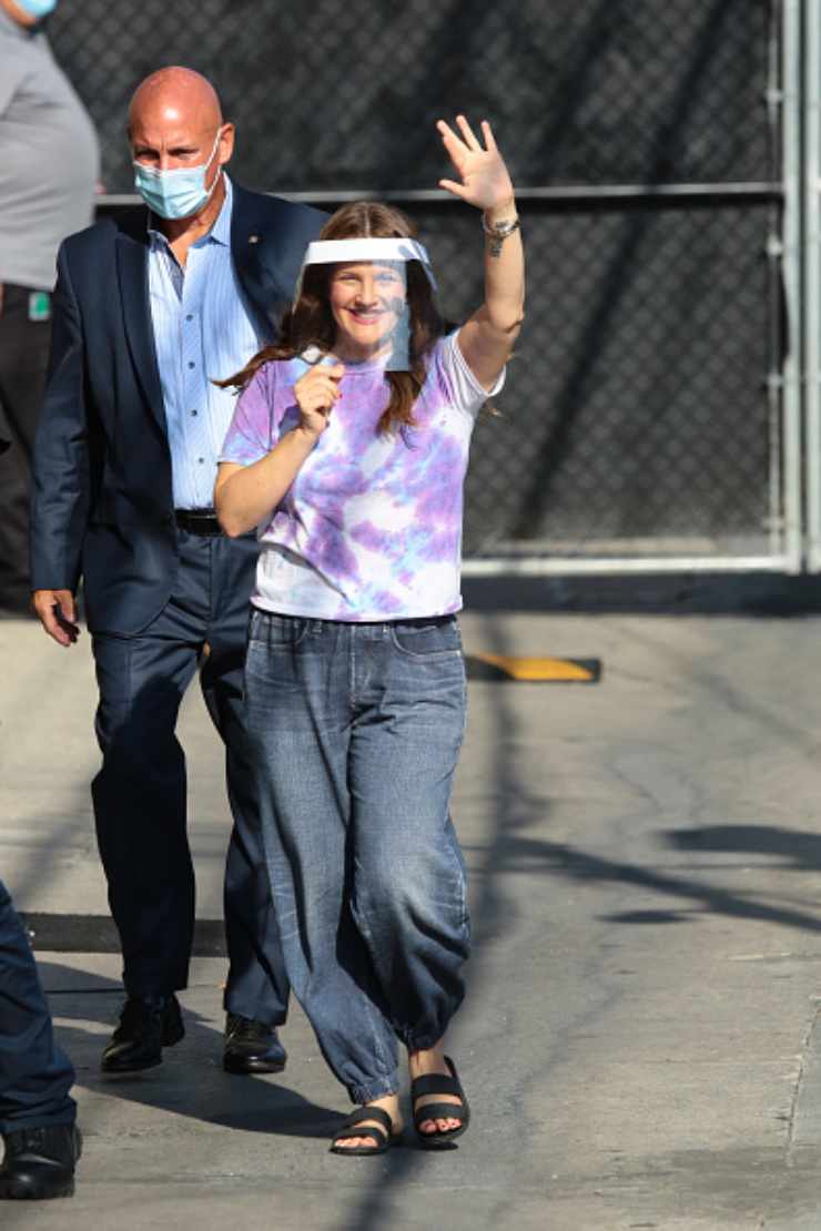 Drew Barrymore con jeans
