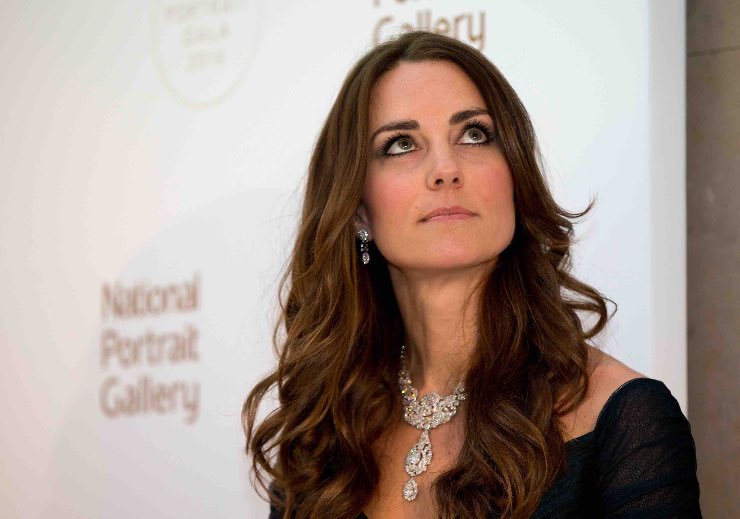 collana in prestito Kate Middleton 