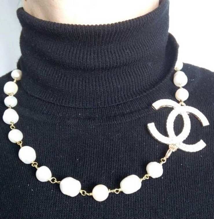 collana di perle chanel