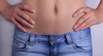Pantaloni a vita bassa, 5 errori li trasformano nei peggiori nemici di una donna