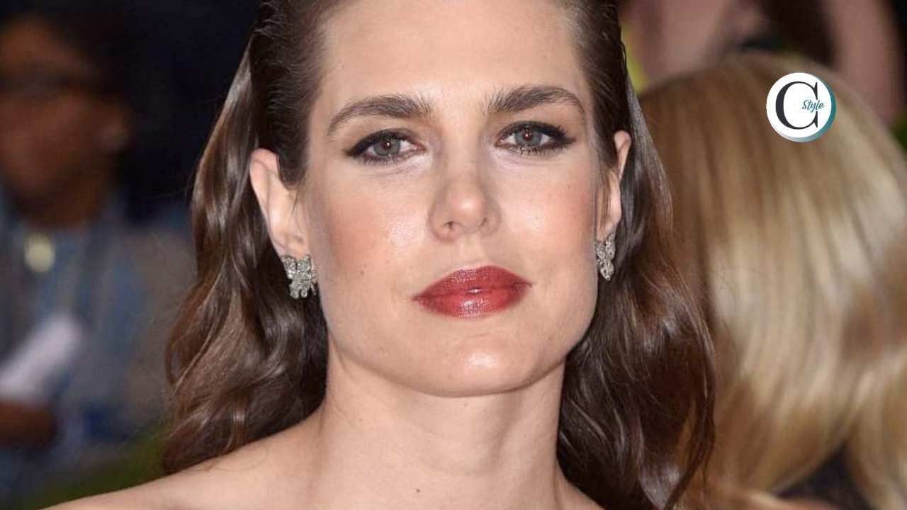 Charlotte Casiraghi copertina