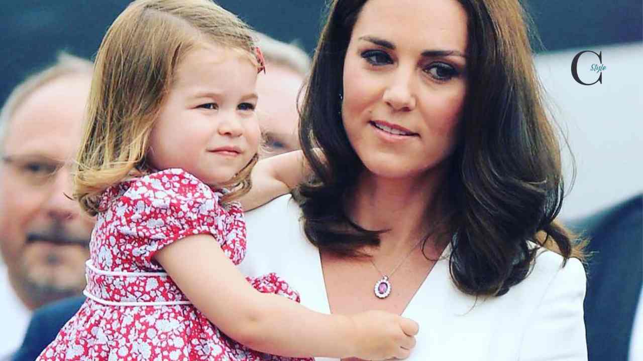 Kate Middleton e Charlotte copertina