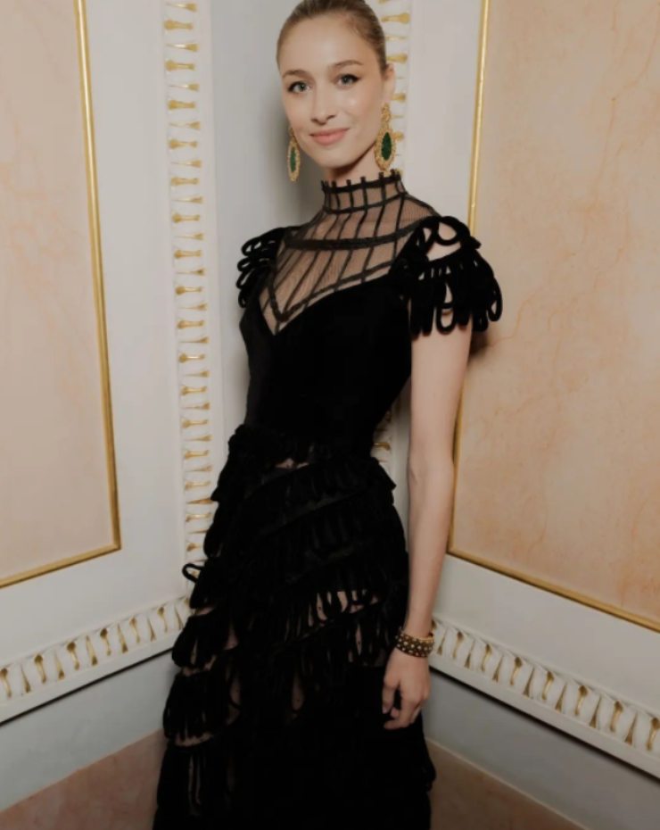 Beatrice Borromeo in nero 