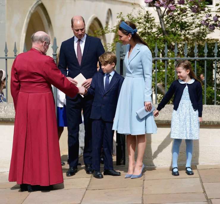 vestito Pasqua Principessa Charlotte