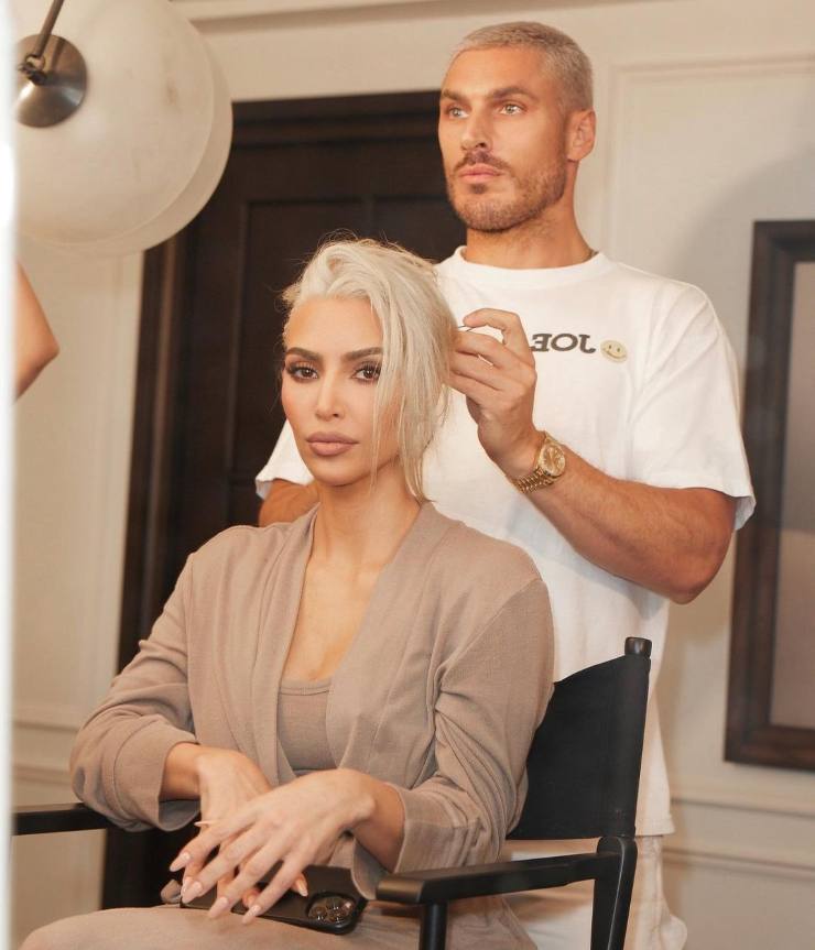 Kim Kardashian e parrucchiere