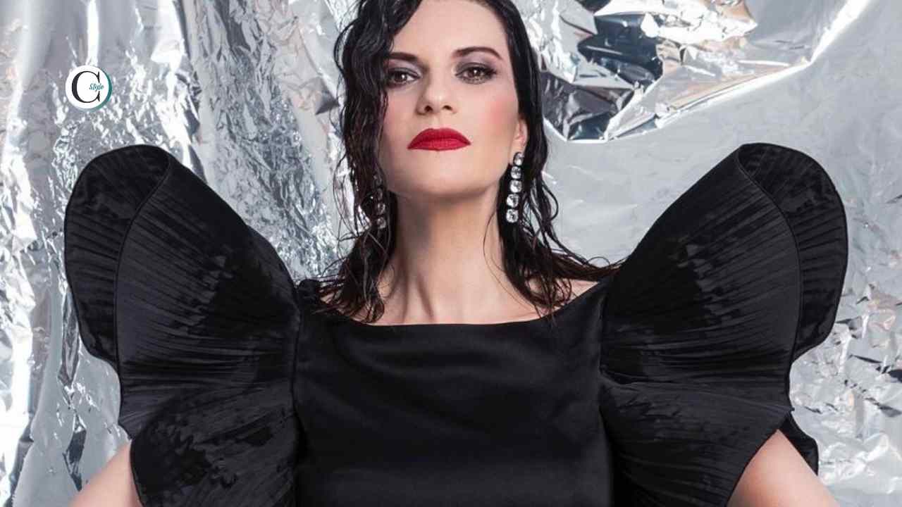 Laura Pausini copertina