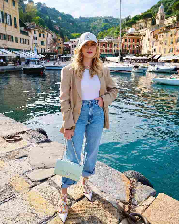 Valentina Ferragni con cappello