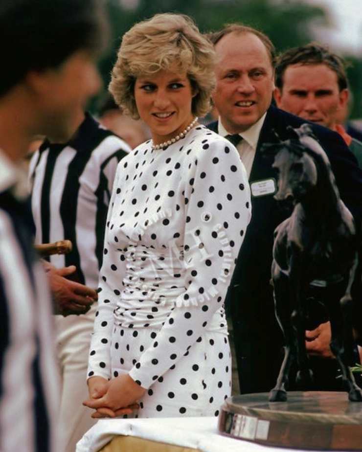 outfit diana spencer