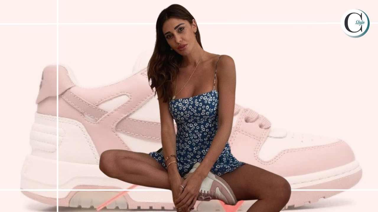 Belen Rodriguez sneakers rosa