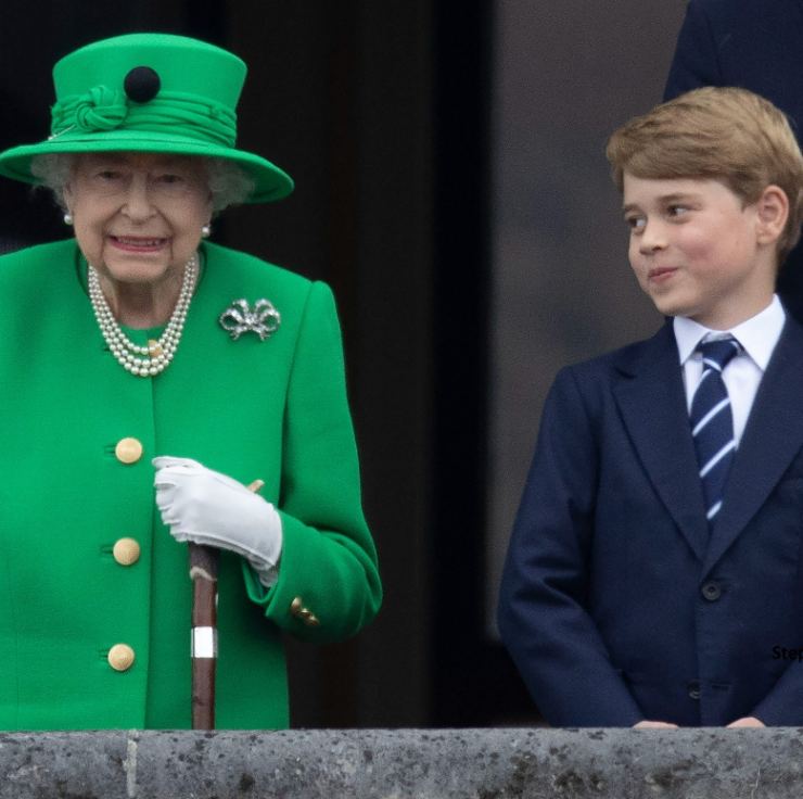 Regina Elisabetta e George di Windsor al Giubileo di Platino