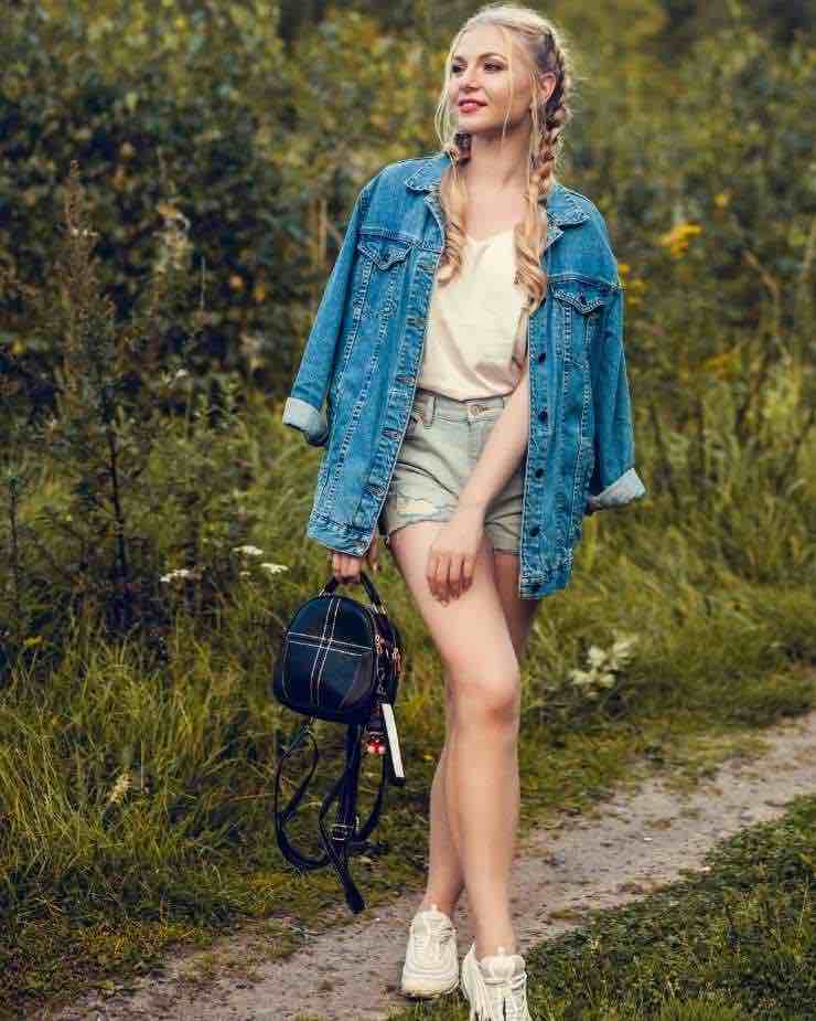 come creare outfit shorts jeans