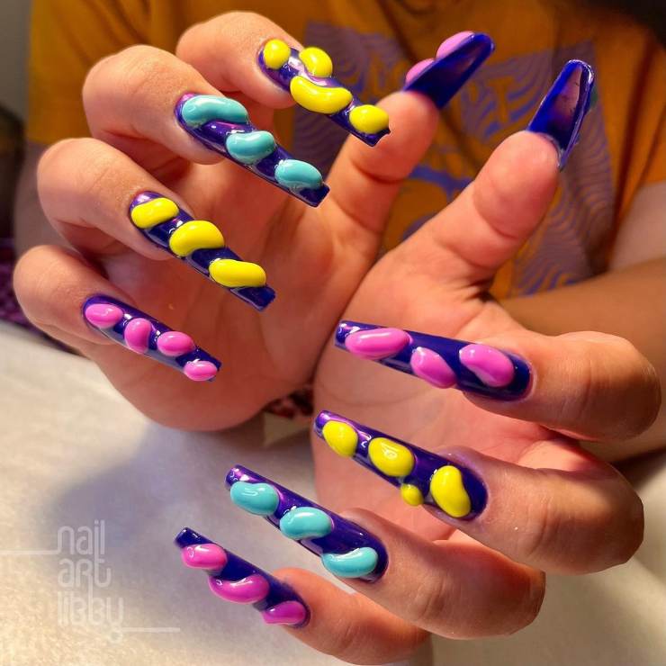 unghie colorate 