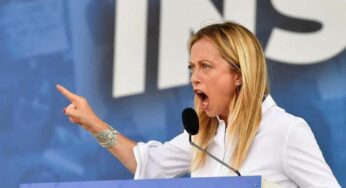Tutti i look di Giorgia Meloni: com’era e com’è diventata oggi