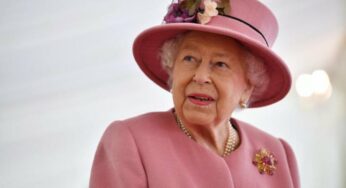 Lo smalto della Regina è il must have di questo autunno: costa poco e ci farà brillare