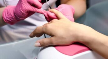 Smalto semipermanente, rischi la salute delle tue unghie? Cosa sapere